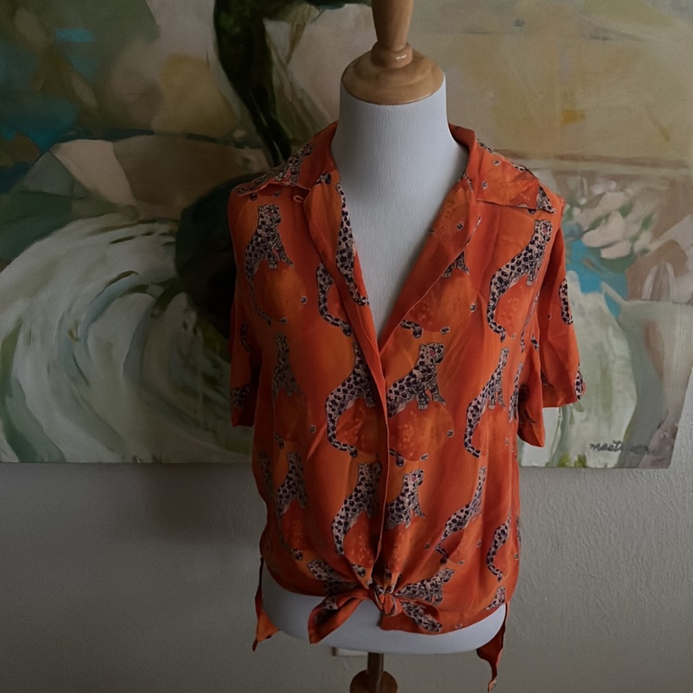 PIANO brand 100% silk vintage orange leopard print top medium (see measurements)
